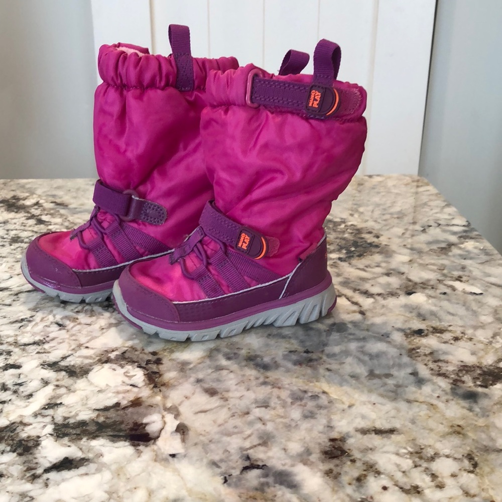 Stride rite toddler snow boots